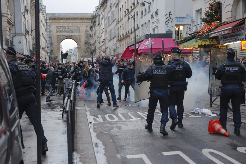 Autor del tiroteo de París confesó que la motivación del crimen era «racista»