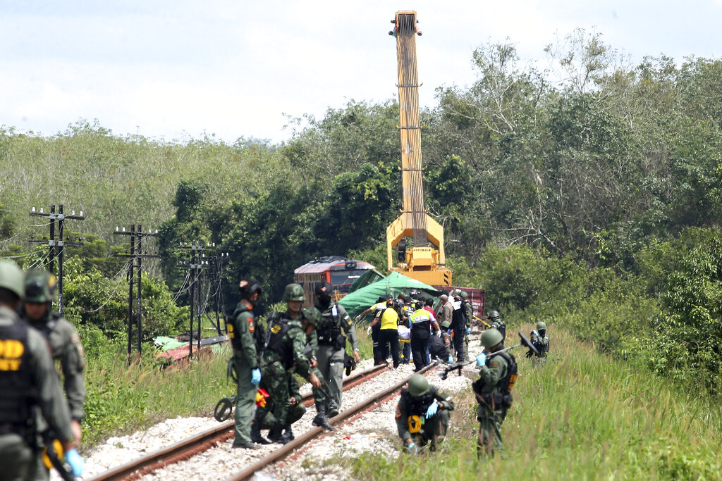 Ataque bomba a ferrocarril tailandés deja tres fallecidos