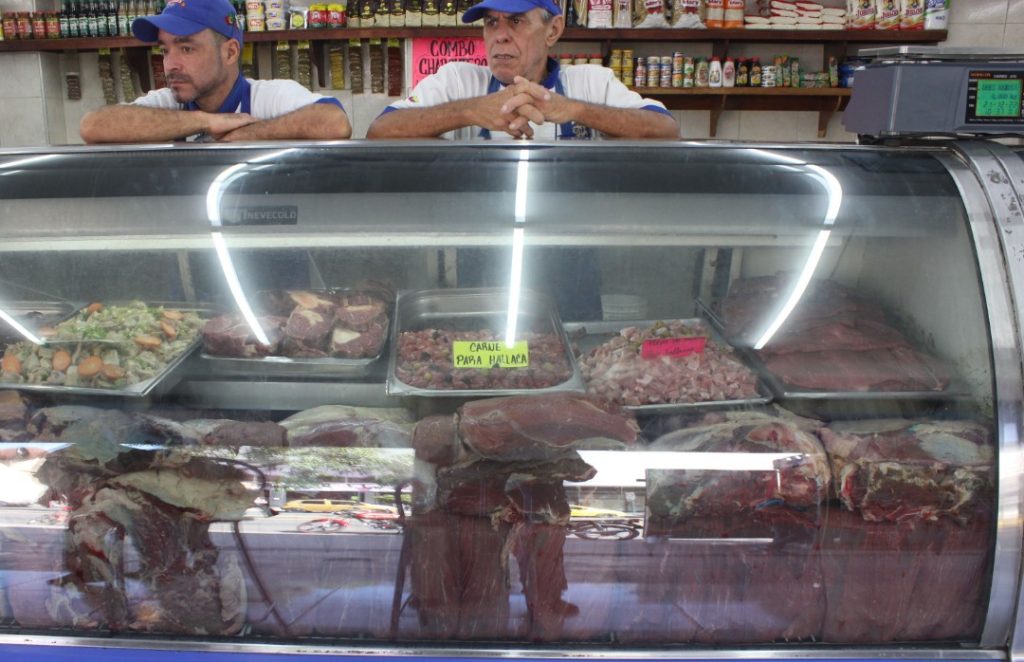 Cena navideña de los larenses incompleta por alto costo de las proteínas