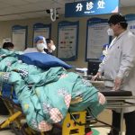 OMS "muy preocupada" por reportes de Covid-19 grave en China