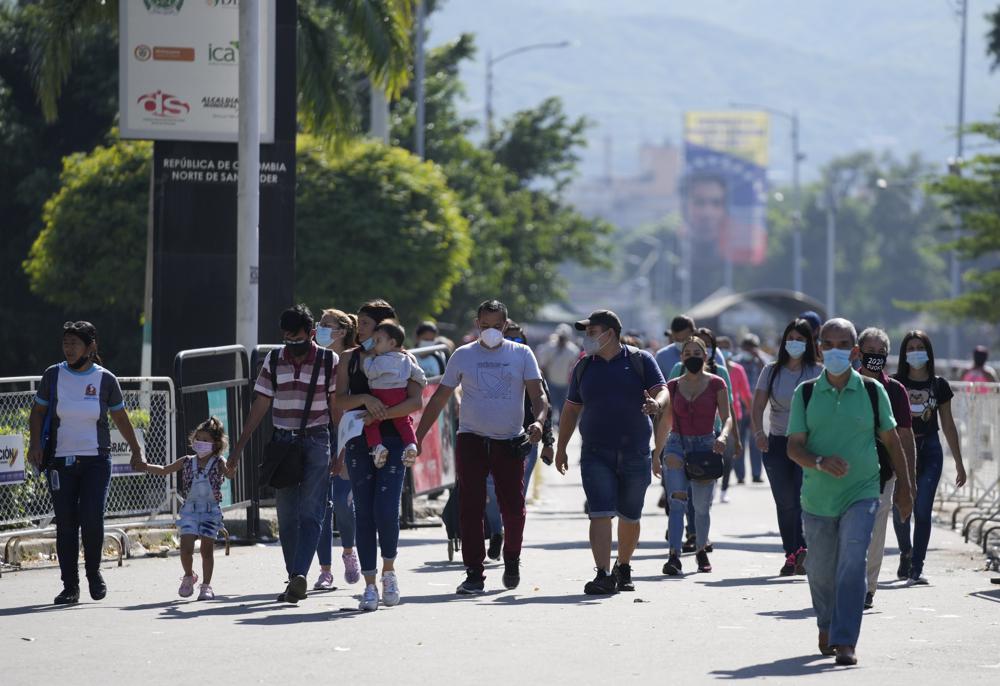 Venezolanos residentes en la frontera son incorporados al sistema de seguridad en Cúcuta