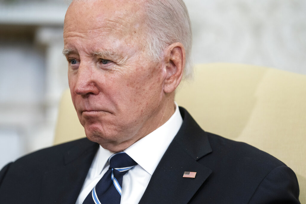 Biden iniciará tercer año de mandato acosado por escándalo de documentos