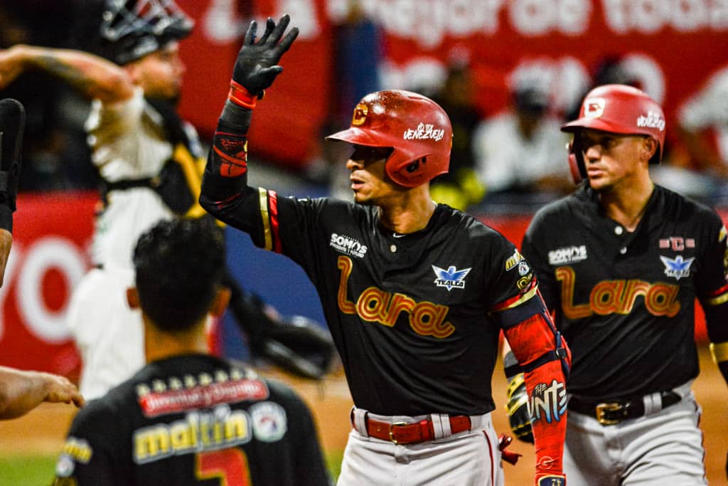 Cardenales de Lara apalea a Leones de Caracas en partido de 32 carreras en  LVBP - ESPN