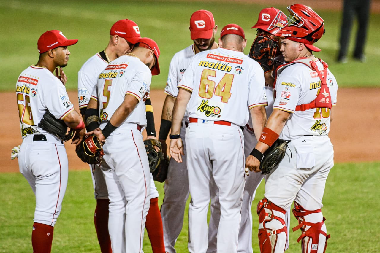 Los Cardenales no ceden terreno en el béisbol venezolano