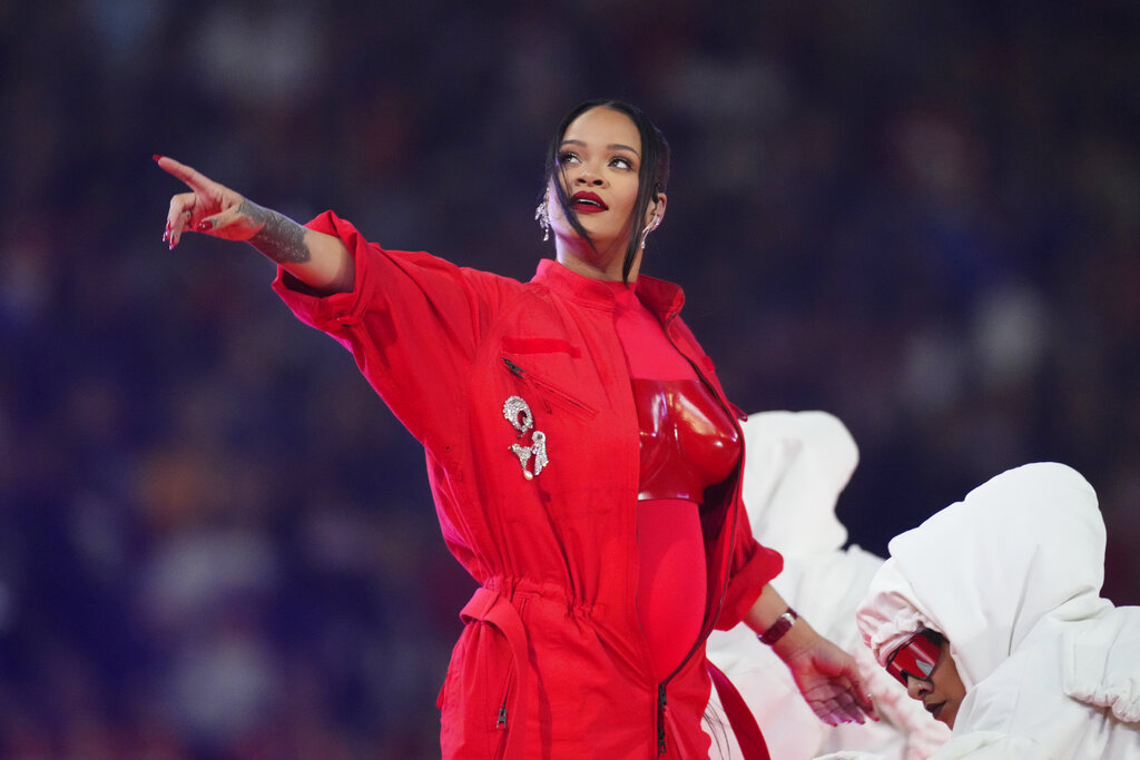 ¡Confirmado! Rihanna cantará 'Lift Me Up' en los premios Óscar