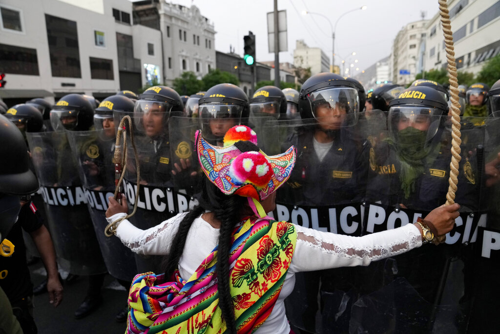 Protestas en el sur de Perú dejan 23 heridos, incluido un niño