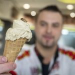 Empresa alemana ofrece helados con sabor a grillo