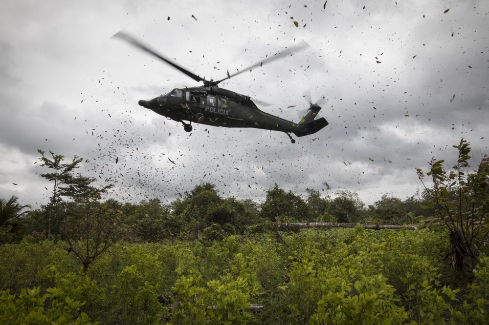 Caída de helicóptero militar deja cuatro fallecidos en Colombia