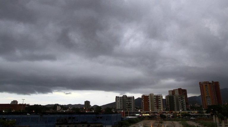 Se espera nubosidad y lluvias en algunos estados del país este 24-Oct, reporta Inameh