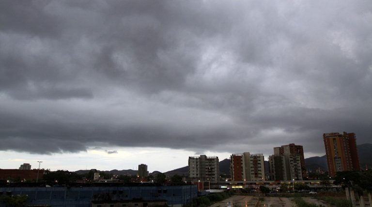 Venezuela inicia el año con nubosidad y probabilidades de lluvias en algunos estados del país, según el Inameh