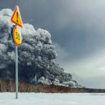 Rusia | Volcán en Kamchatka expulsa grandes nubes de ceniza y amenaza la aviación