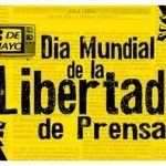 La libertad de prensa es un derecho fundamental en cualquier democracia, no solo porque ayuda a fortalecerla, sino también porque da la posibilidad de vivir en una sociedad con voces de pluralidad que promueven los distintos derechos humanos. Cada 3 de mayo, se conmemora el Día Mundial de la Libertad de Prensa, una jornada que invita a reflexionar sobre la situación actual en distintos países del mundo entero, defender la labor de los periodistas, de los medios de comunicación y rendir homenaje a grandes personajes que han perdido la vida ejerciendo la profesión del periodismo. El 3 de mayo de 1993, exactamente hace 30 años, fue la fecha en que la UNESCO proclamó el Día Mundial de la Libertad de prensa, una iniciativa que tuvo como objetivo no solo fomentar la libertad de prensa en todo el mundo, sino hacer que reuniera tres características básicas: que fuera libre, pluralista e independiente, componentes básicos en toda sociedad democrática. Desde que la Asamblea General de las Naciones Unidas declarara el 3 de mayo como el Día Mundial de la Libertad de Prensa, cada año se conmemora esta jornada reflexionando sobre la situación actual que vive la prensa en toda su extensión y función.