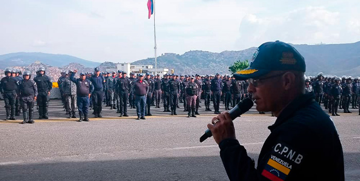 Funcionarios de la PNB son «reentrenados» para controlar manifestaciones