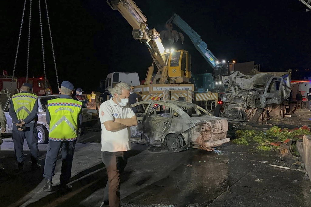 Doce muertos por choque múltiple en autopista turca