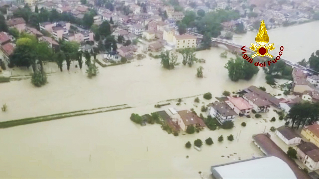 Fuertes lluvias provocan inundaciones y dejan tres fallecidos en Italia