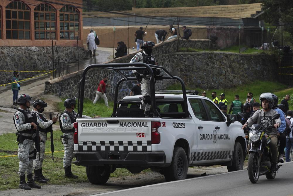 Autoridades retienen a 246 migrantes, entre ellos venezolanos, que estaban en la vía pública en Ciudad de México