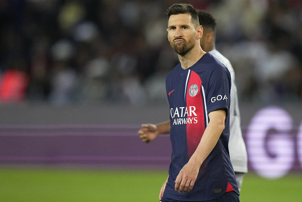 Padre de Messi dice que al astro le 'gustaría volver' al Barcelona