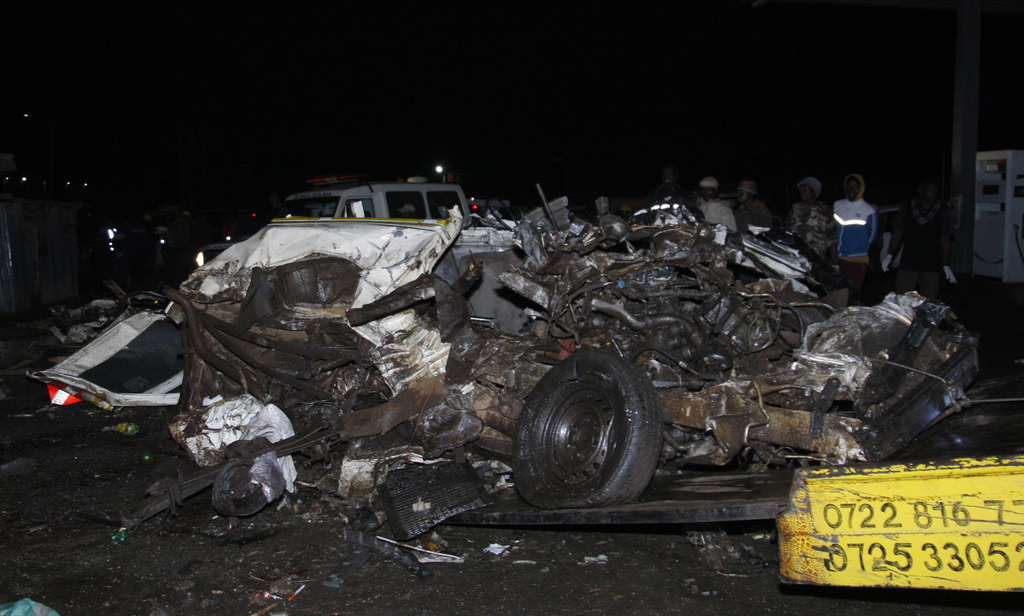 Accidente vial deja 51 fallecidos y 32 heridos en Kenia