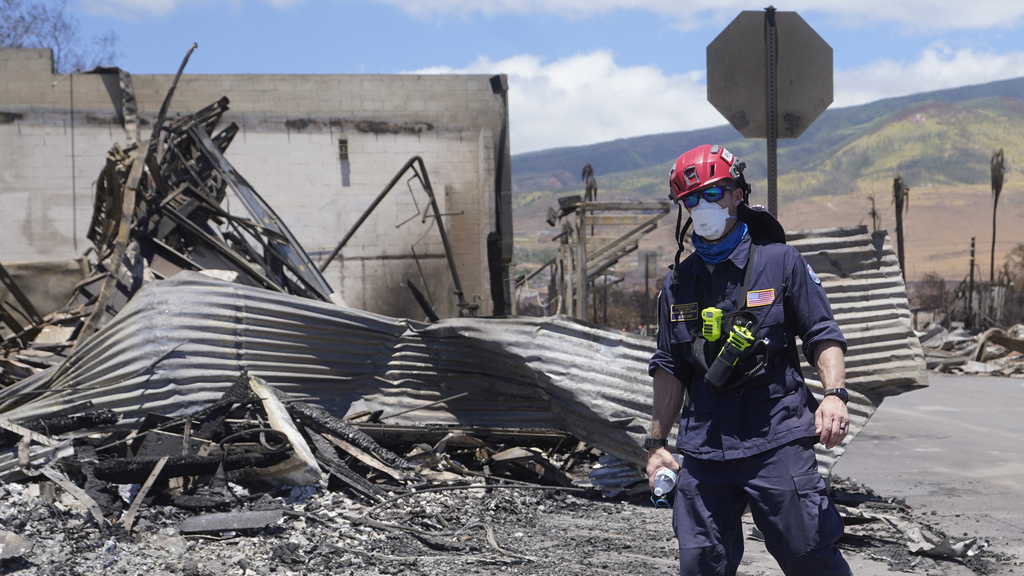 Hawai reporta 93 fallecidos por incendio y advierte que apenas ha empezado a calibrar las pérdidas