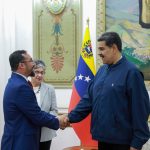 Venezuela y Trinidad y Tobago revisan la cooperación en materia energética