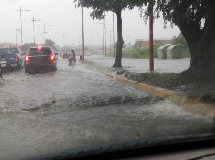 Meteorólogo: a partir de abril podría llover “más de lo normal” en el país