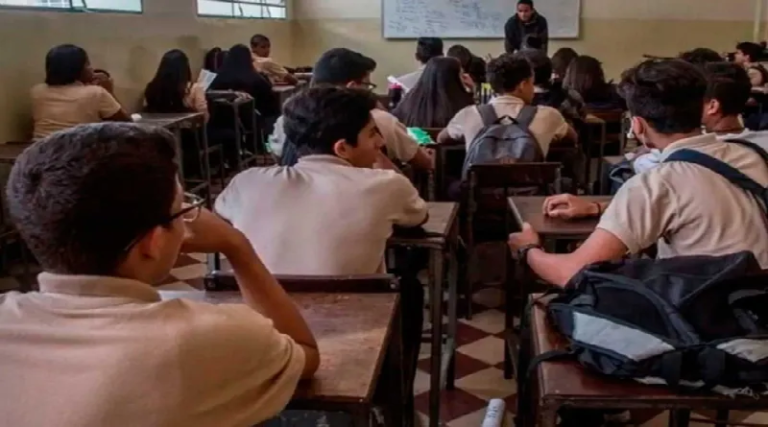 Estudio revela falta de competencias mínimas en matemáticas en bachilleres en el país