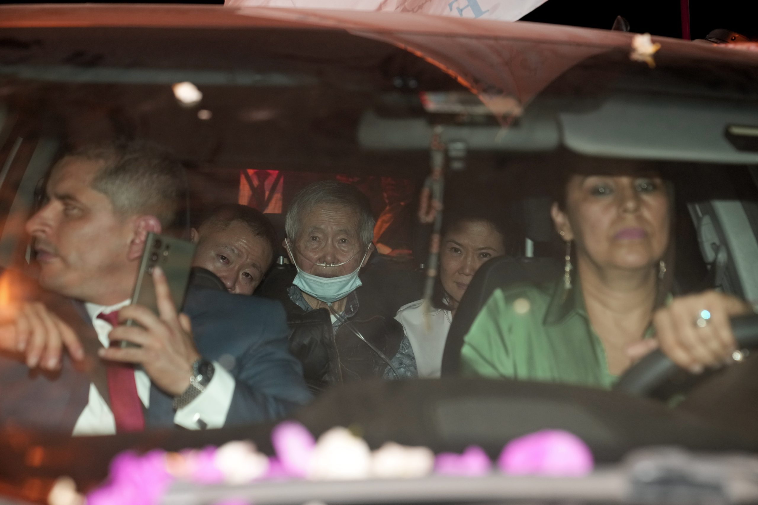 Alberto Fujimori en libertad foto AP.jpg