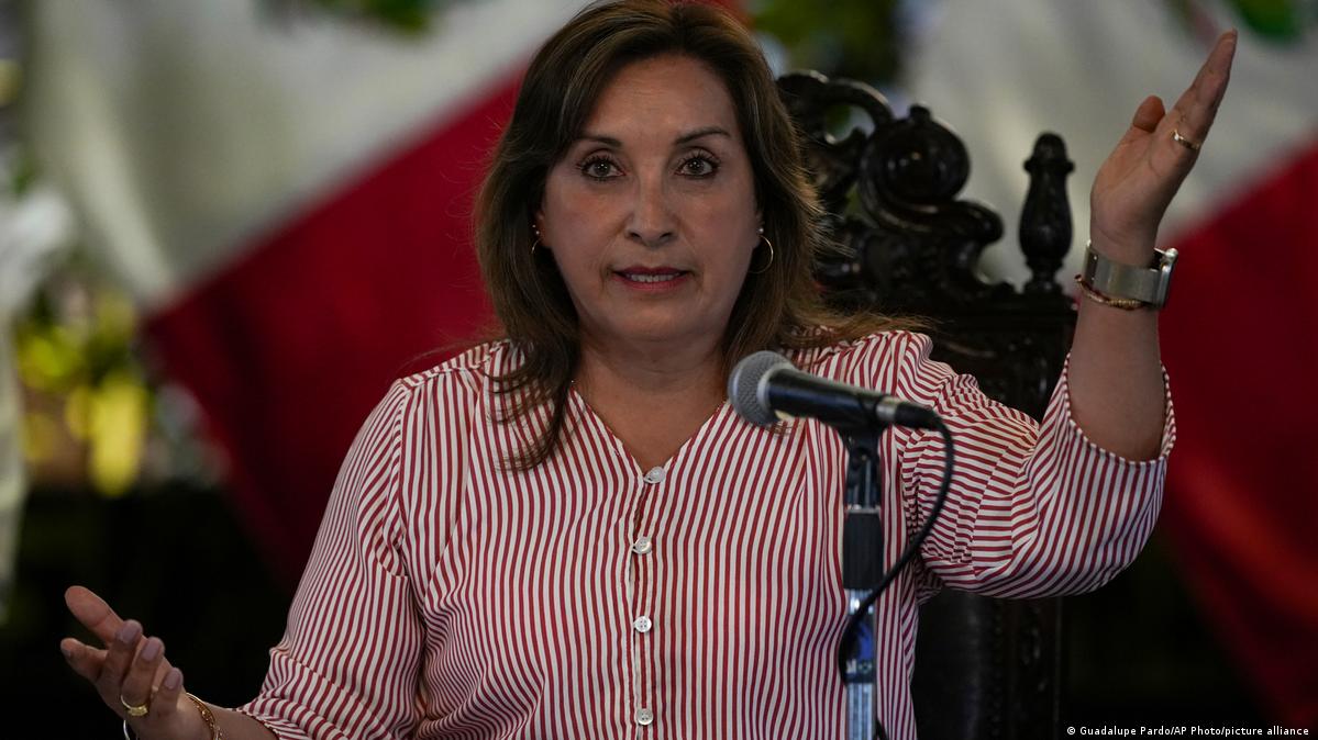 Investigan por presunto enriquecimiento ilícito a la presidenta de Perú por uso de reloj Rolex