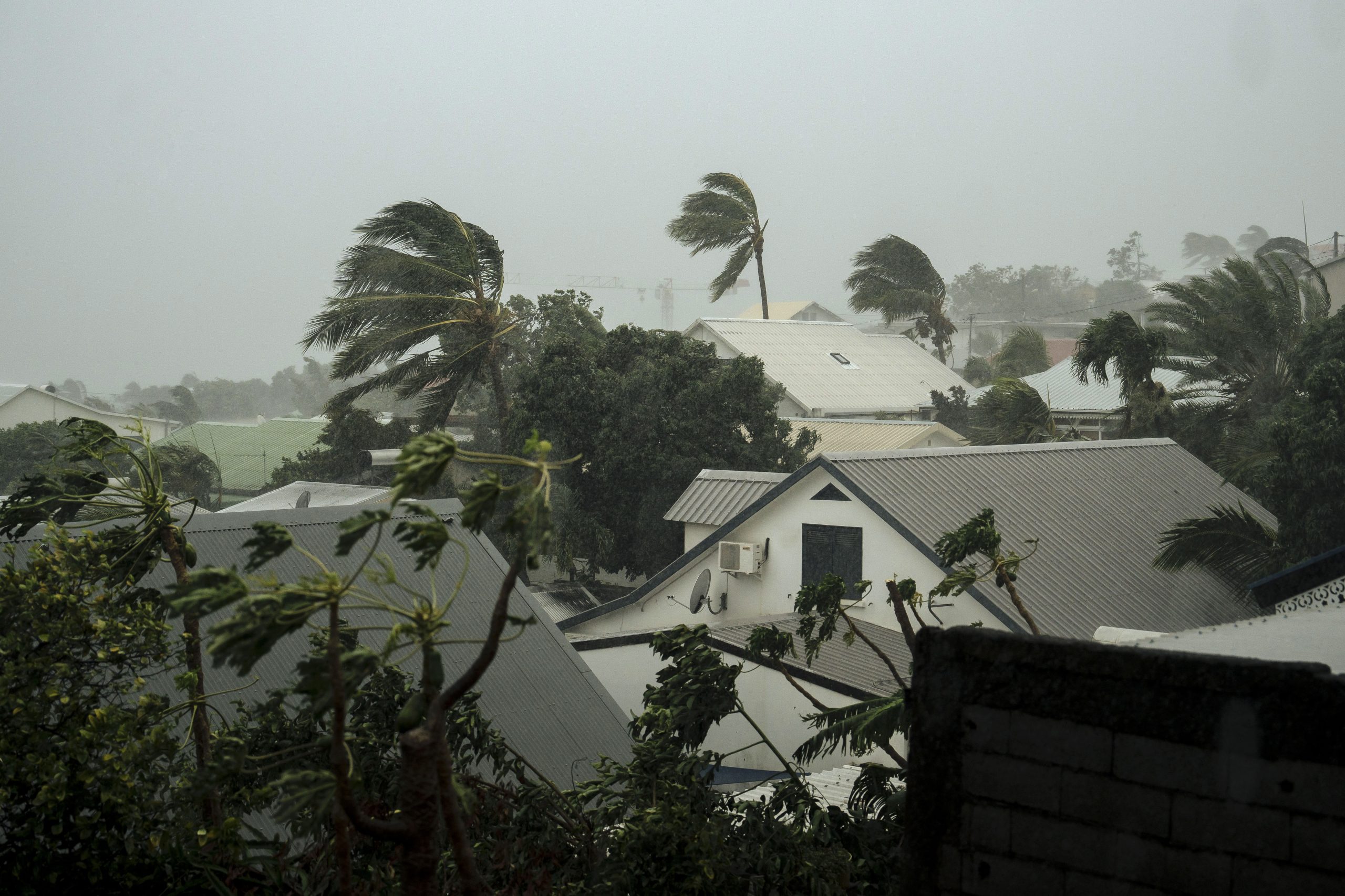 Ciclón tropical causa fuertes inundaciones y deja un muerto en Mauricio foto AP