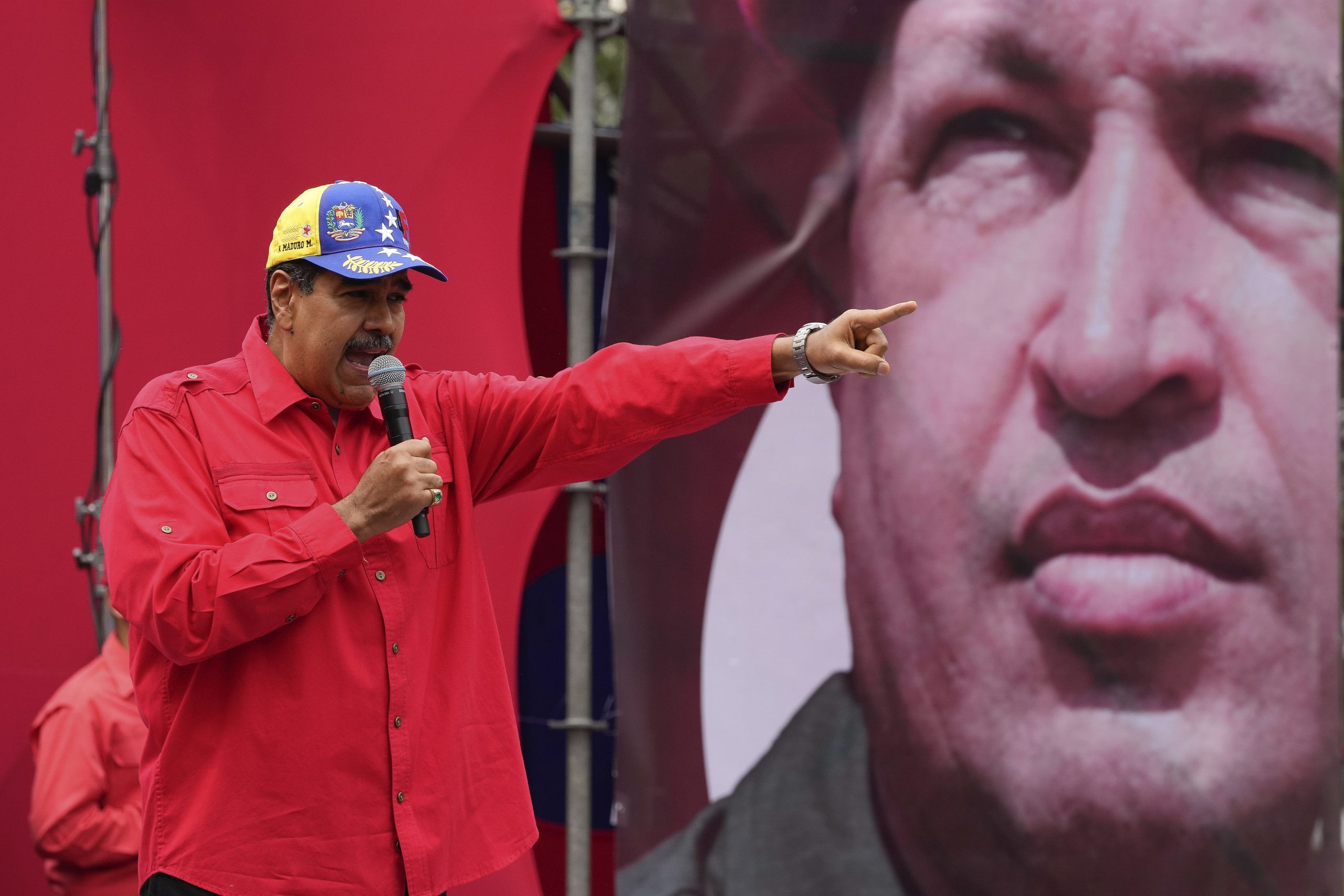 Maduro dice que oficialismo está organizado para ganar la elección presidencial en Venezuela foto AP