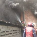 Fuerte incendio en galpón de electrodomésticos en La Yaguara solo dejó pérdidas materiales