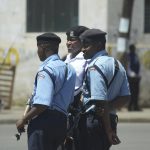 Gobierno de Kenia suspende despliegue de policías en Haití por violencia que asola al país caribeño foto AP