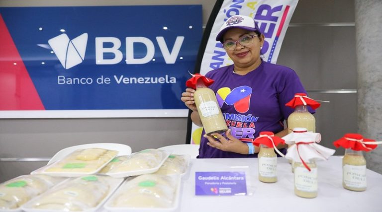 Maduro otorgó 33 mil créditos a mujeres emprendedoras