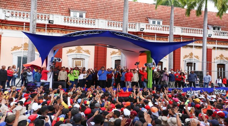 Congreso del PSUV para “decidir, definitivamente, la candidatura a la reelección” de Maduro, será este 16-Mar