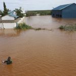 Al menos 40 muertos tras el colapso de una represa en Kenia