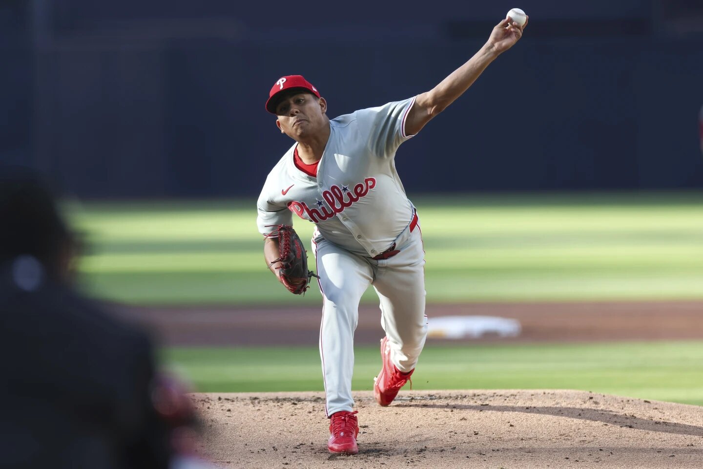 Ranger Suárez realiza una apertura histórica en las Grandes Ligas