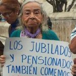 Pensionados piden a la ONU intervenir ante situación económica