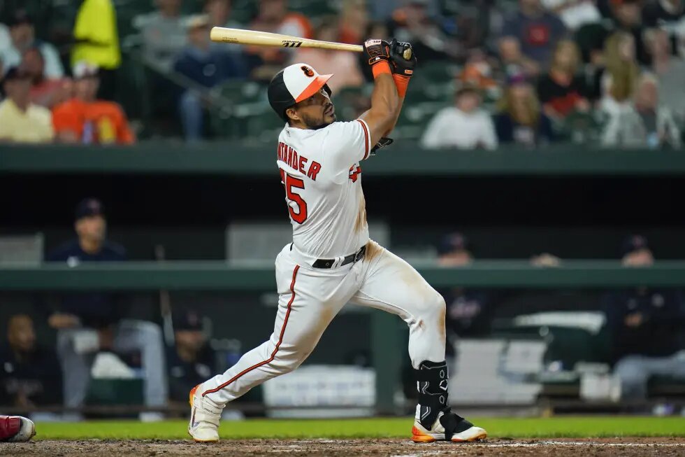 Santander batea un grand slam y Orioles de Baltimor gana 11-1