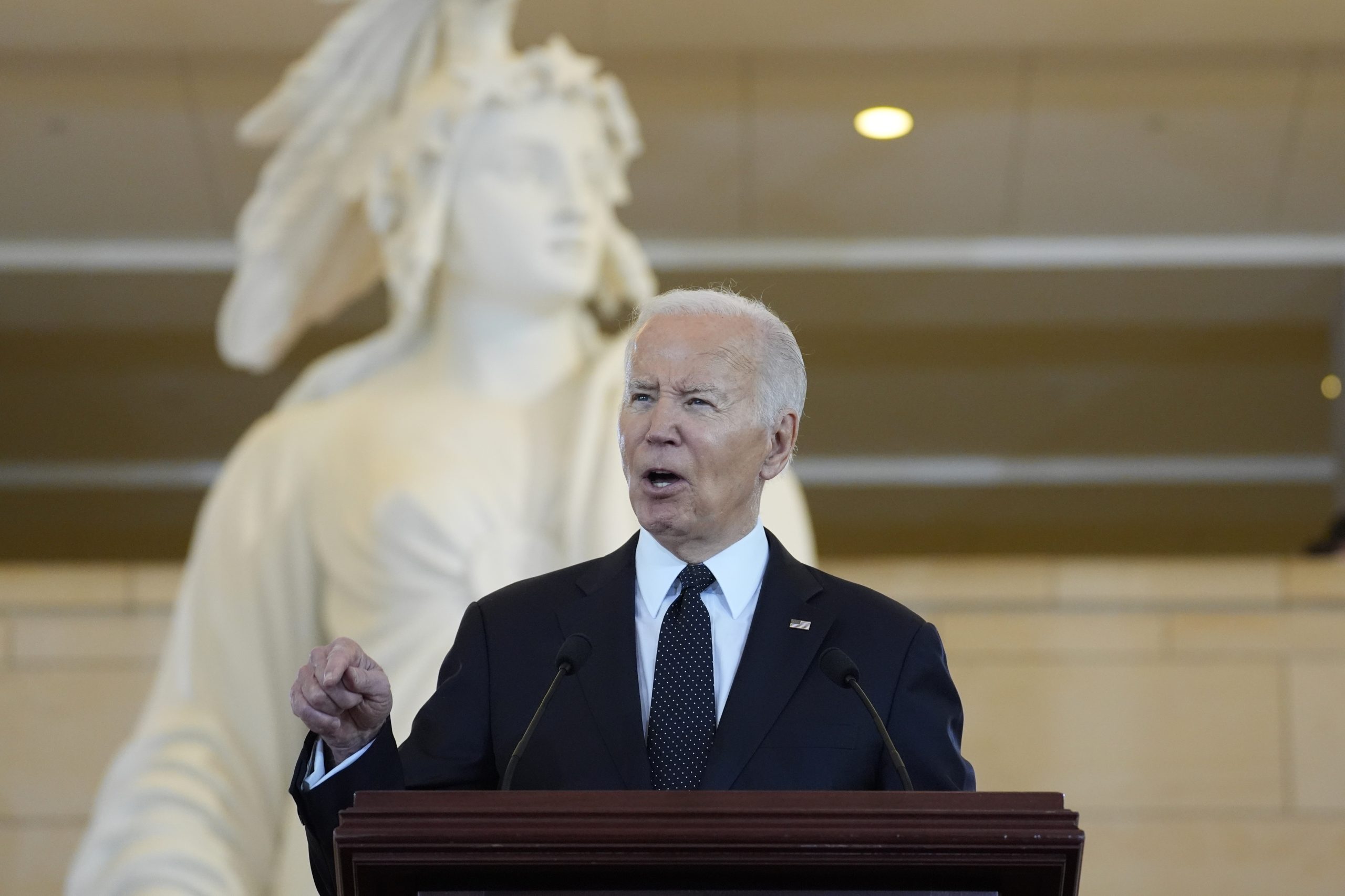 Biden advierte sobre antisemitismo, dice que muchos se están olvidando de los horrores de los ataques contra Israel foto ap