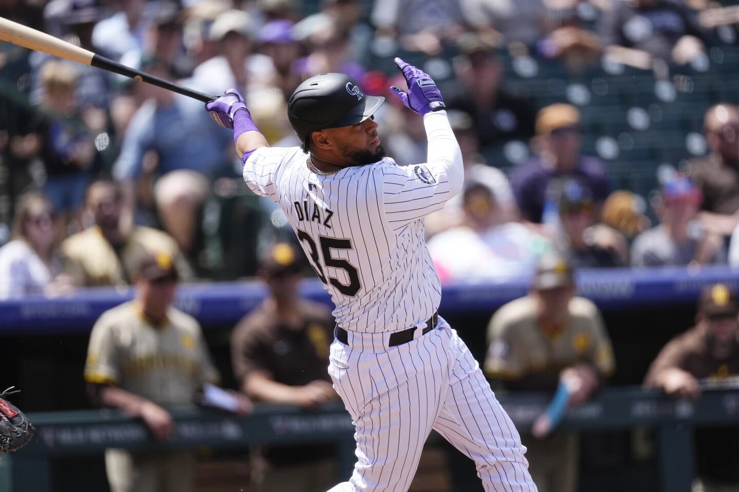 Elías Díaz la botó en triunfo de Rockies en extras