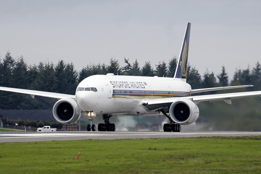 Un muerto y varios heridos tras fuertes turbulencias en un vuelo de Londres a Singapur