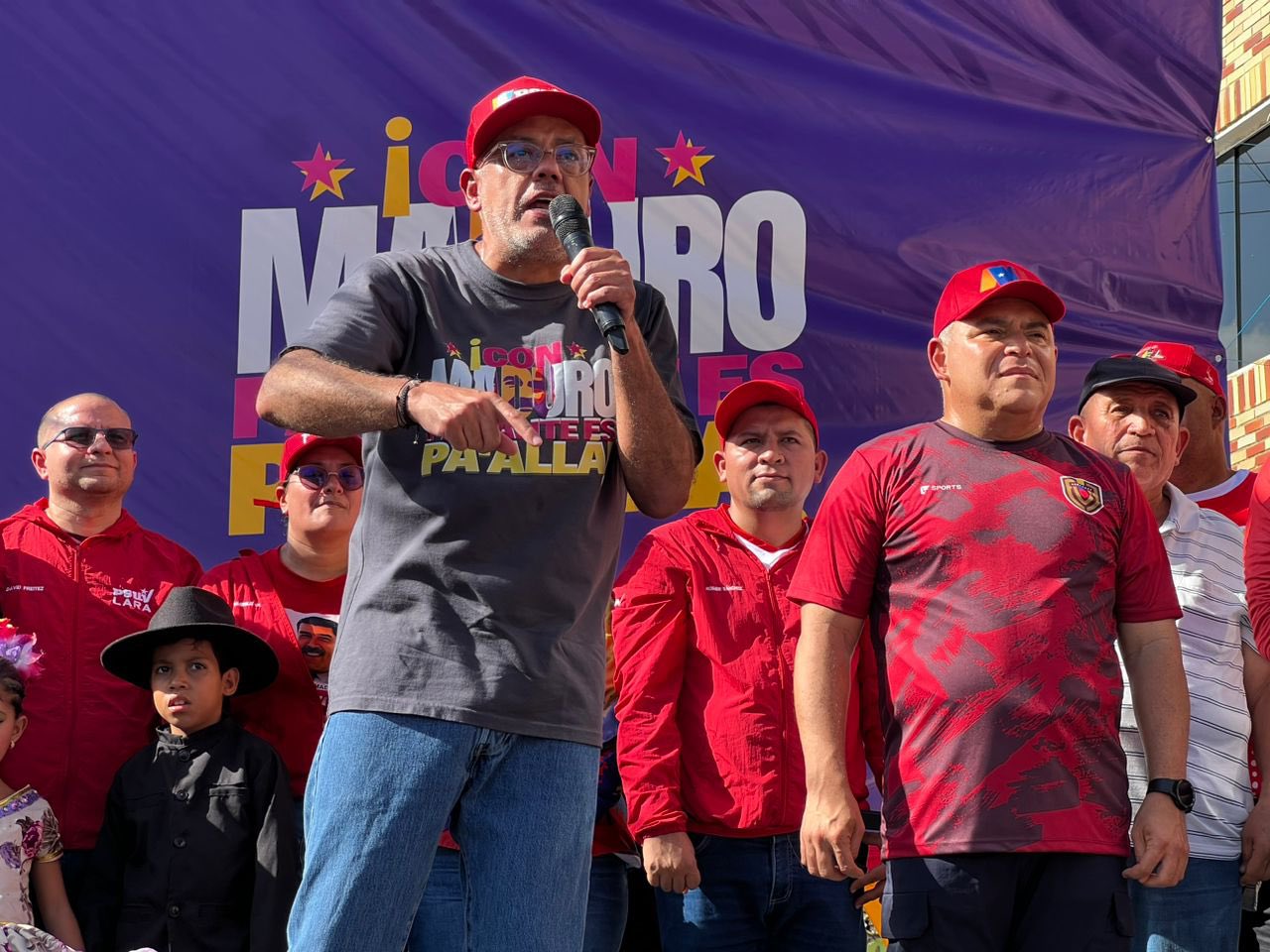 Jorge Rodríguez desde Lara: las sanciones criminales nos hicieron mejores mujeres y hombres