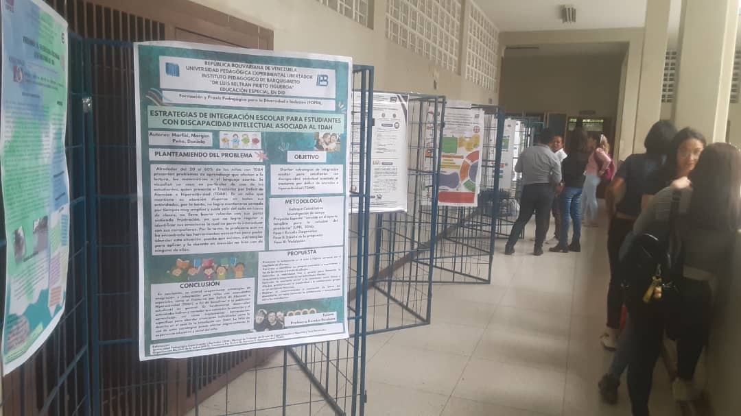 Estudiantes presentan sus proyectos de investigación en jornadas de la UPEL-IPB