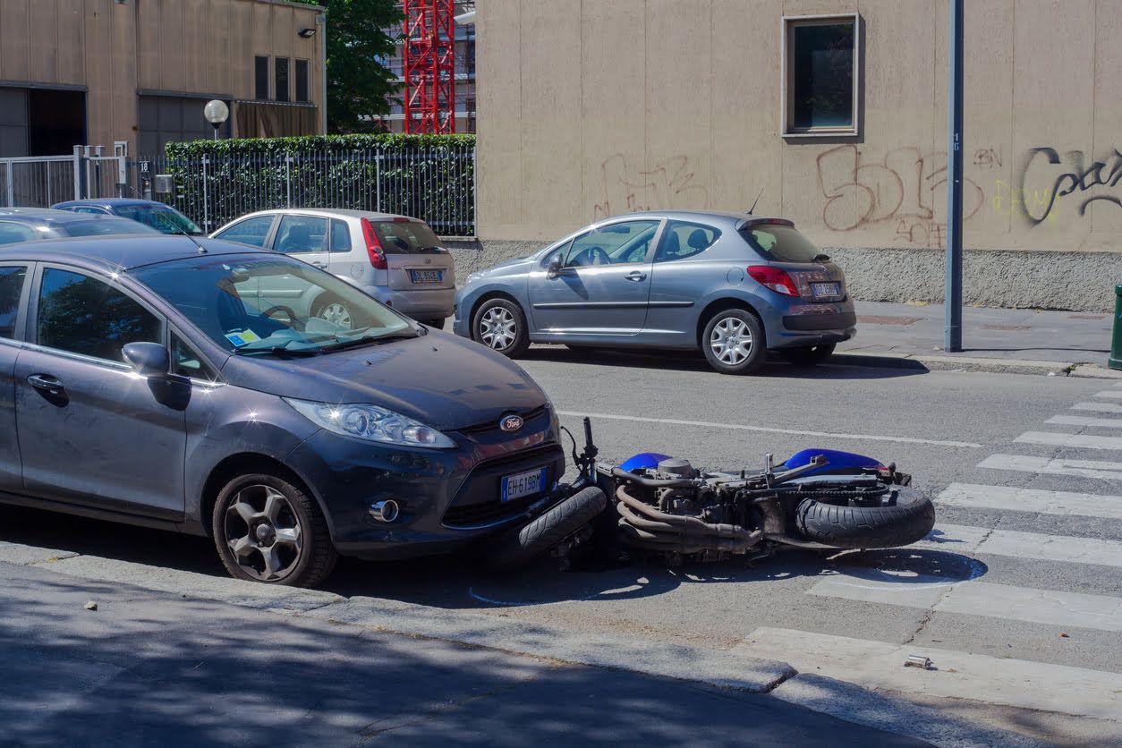 Asotránsito: Jóvenes que salen a las calles a trabajar son las principales víctimas de accidentes viales