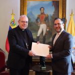 Cancillería venezolana recibe a monseñor Alberto Ortega Martín, nuevo nuncio apostólico designado por el papa