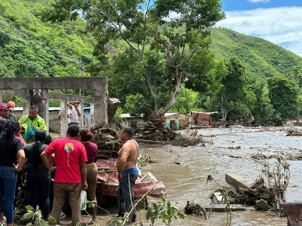 Al menos cinco estados del país afectados por las lluvias durante el paso del huracán Beryl