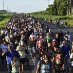 Migrantes parten a pie del sur de México en nueva caravana rumbo a la frontera con EE. UU.