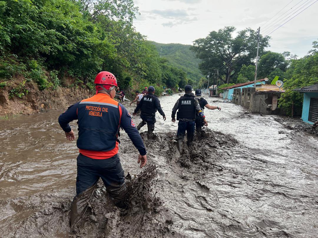 Gobierno nacional crea un fondo de 1 millón de dólares para apoyar a sectores económicos de Cumanacoa