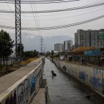 Frío y hambre entre carpas: una radiografía de la vida en las calles de Chile