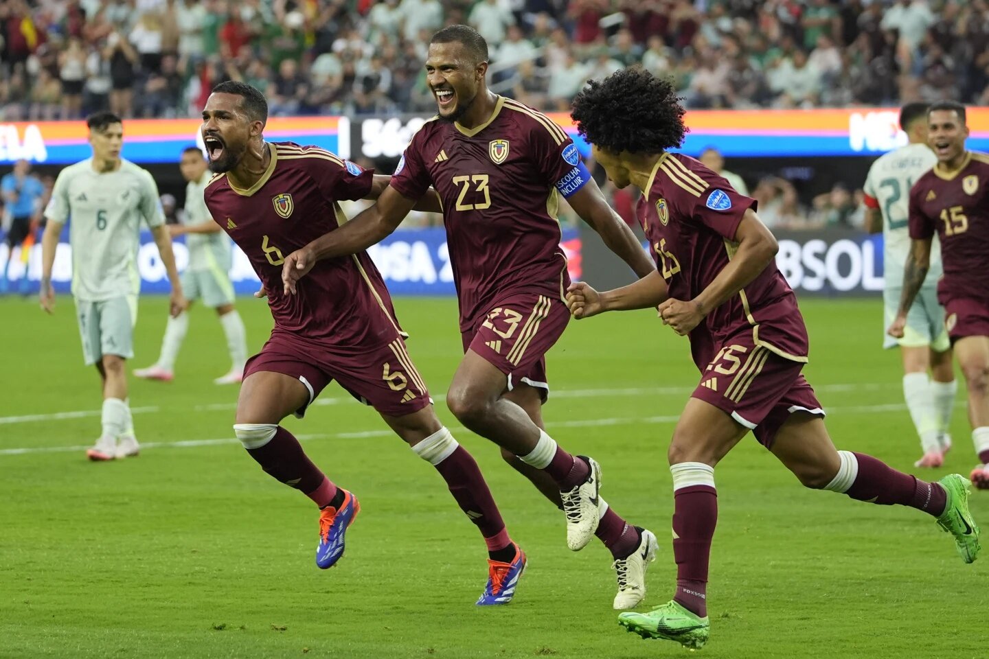 Salomón Rondón galardonado como el segundo máximo goleador de la Copa América 2024